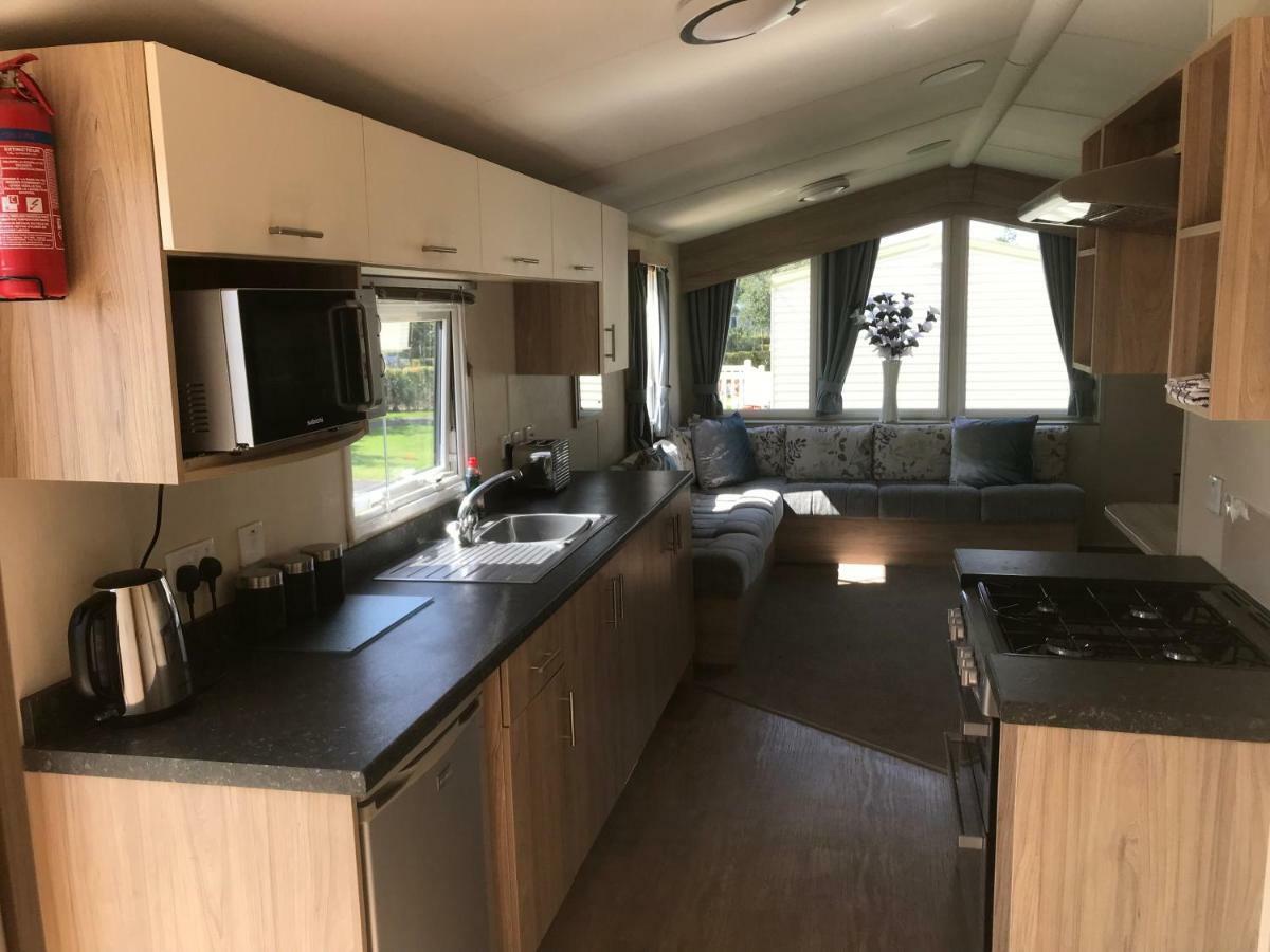 3 Bedroom Deluxe Caravan Longniddry Exteriör bild